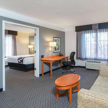 La Quinta By Wyndham Pueblo Hotel Kültér fotó