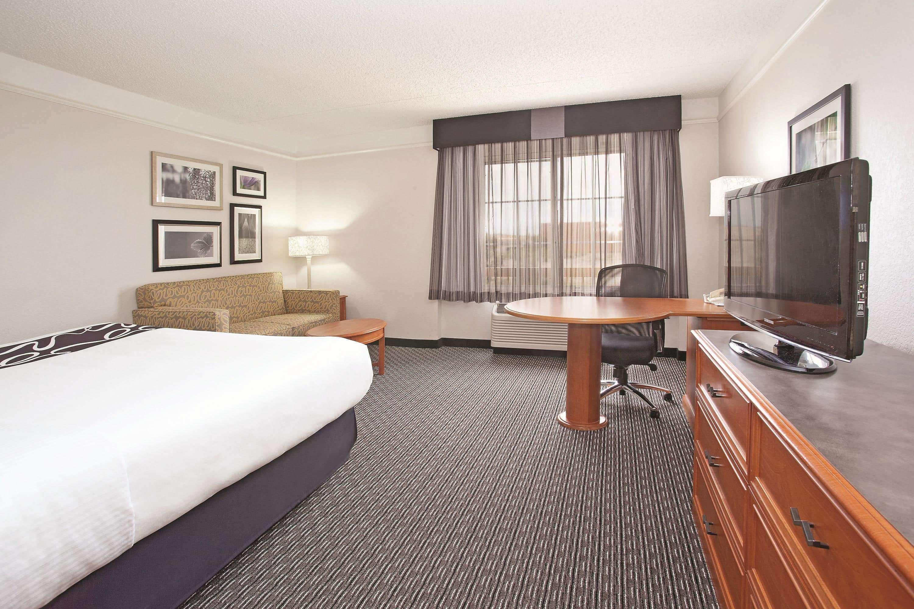 La Quinta By Wyndham Pueblo Hotel Kültér fotó