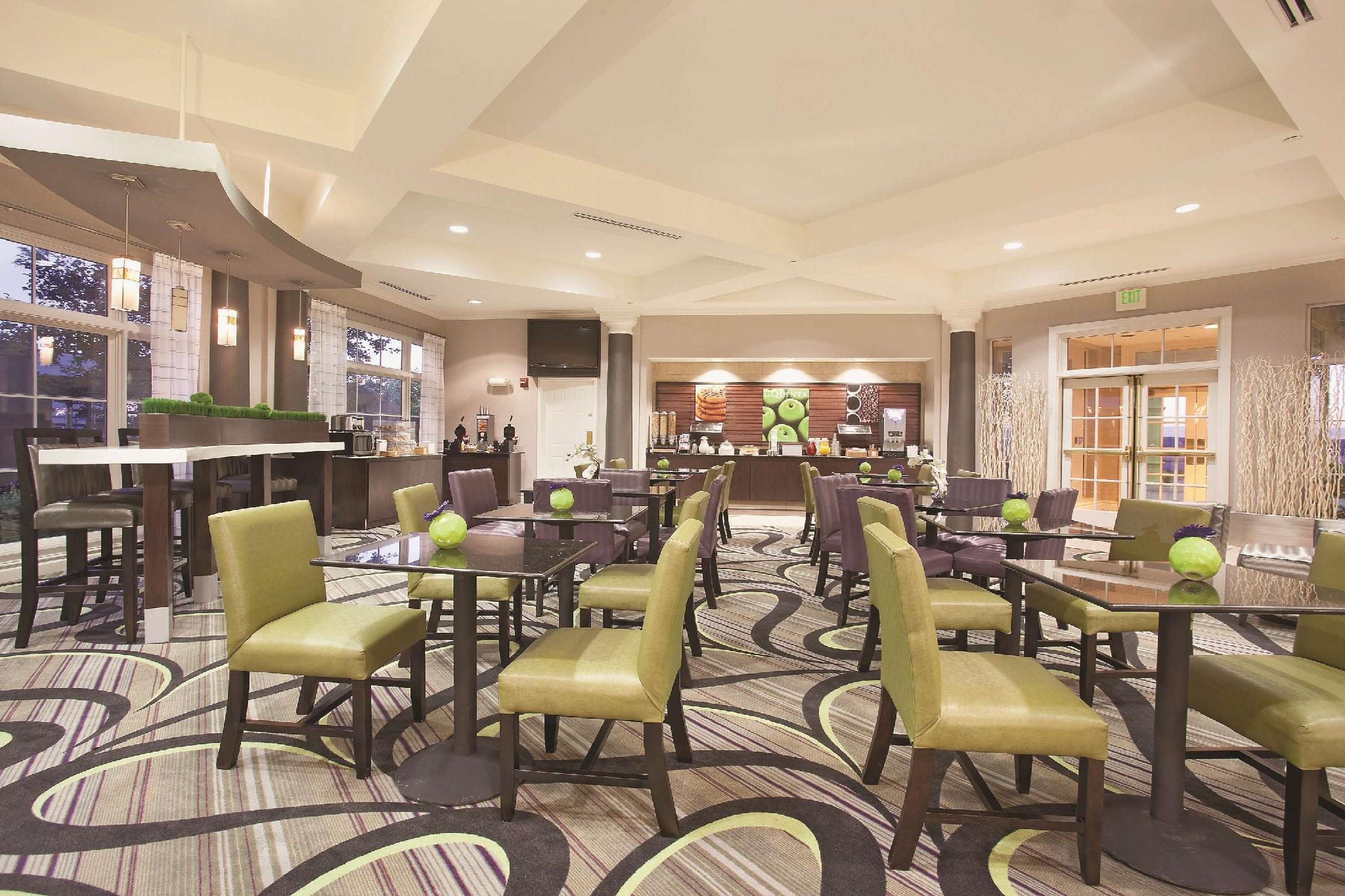 La Quinta By Wyndham Pueblo Hotel Kültér fotó