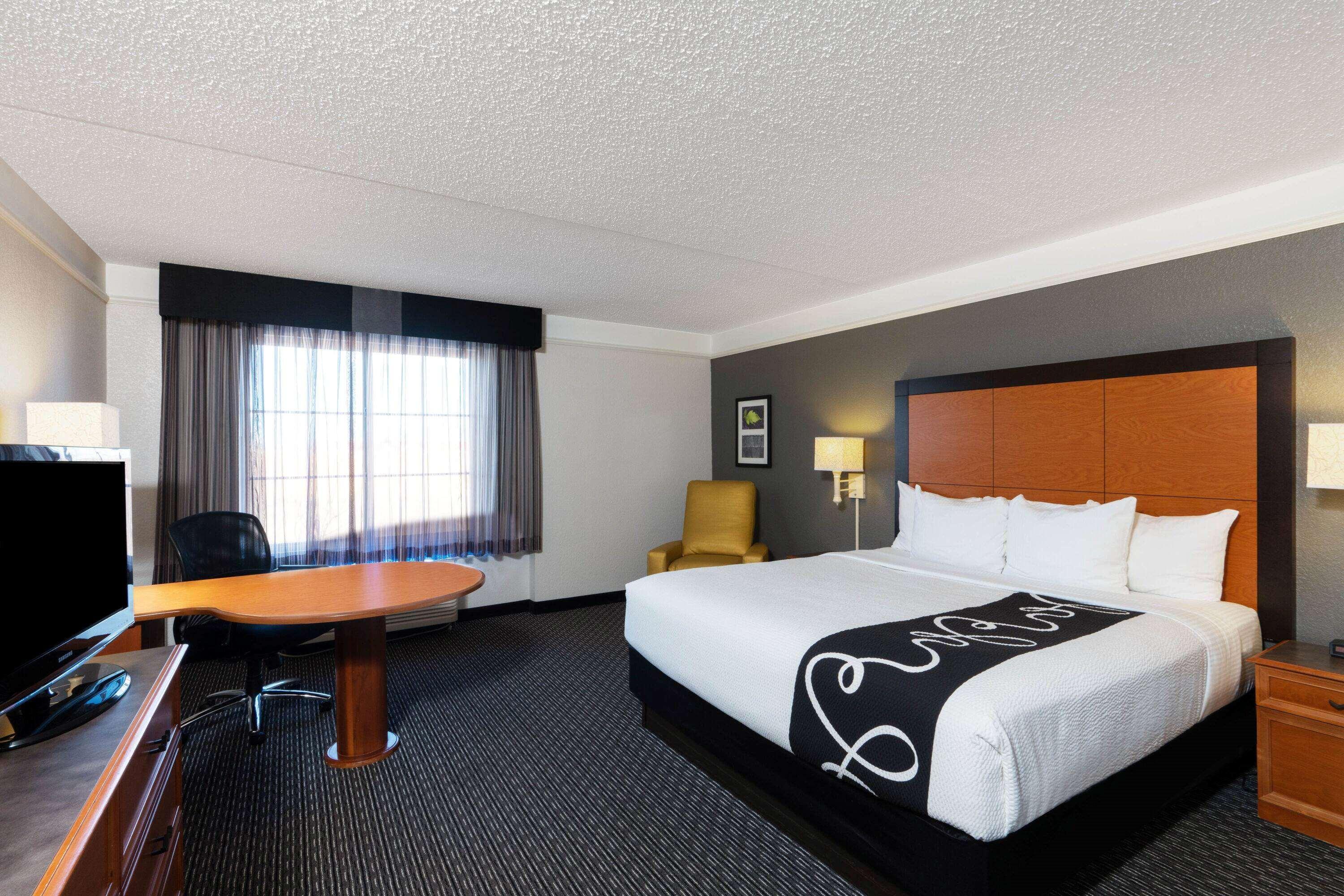 La Quinta By Wyndham Pueblo Hotel Kültér fotó